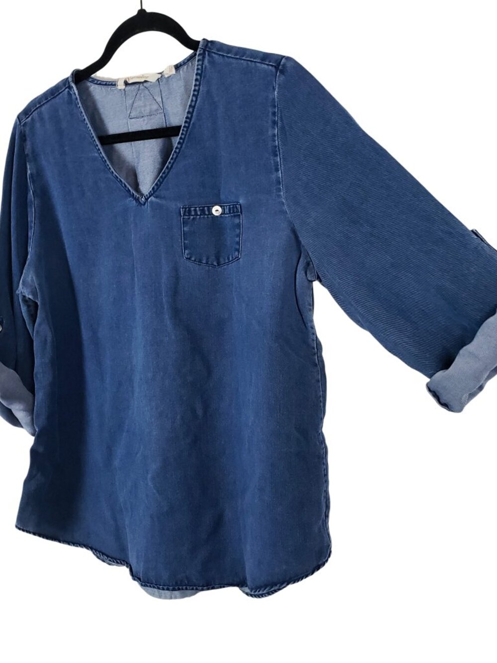 Soft Surroundings Coastal Chambray Tunic Top Womens M Tencel Relaxed Roll Tab